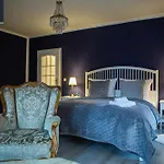 Hotel Apartone Altstadt-hotel 4*