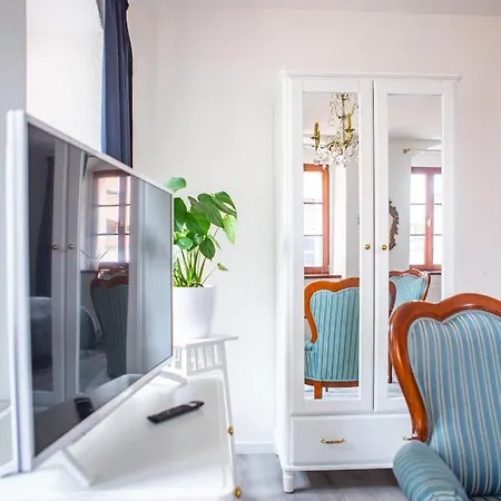 Apartone Altstadt-hotel Hotel 4*