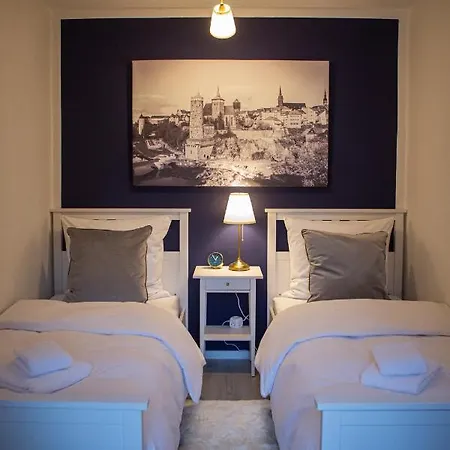 Apartone Altstadt-hotel 4*