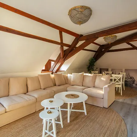 Apartone Altstadt-hotel Hotel 3*