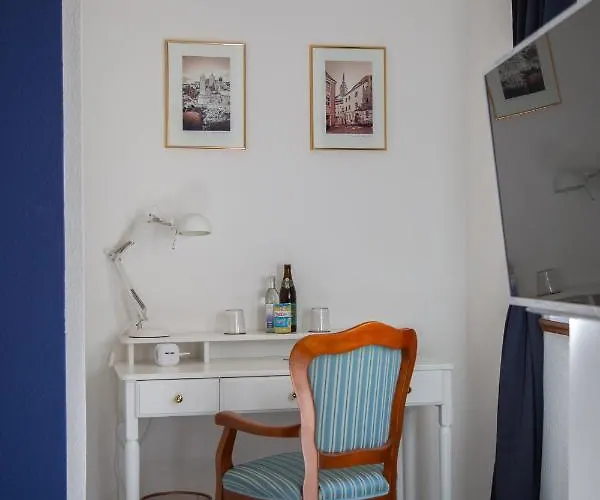 Apartone Altstadt-hotel 4* 包岑