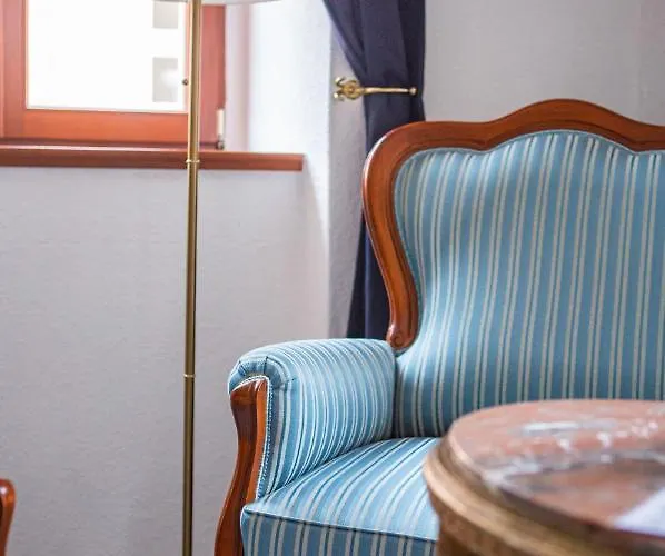 Apartone Altstadt-hotel 4* 包岑