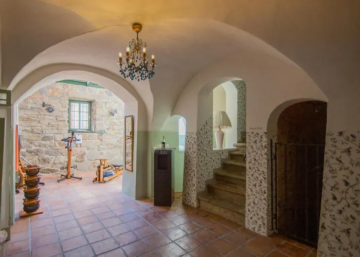 Apartone Altstadt-hotel Szálloda 4*