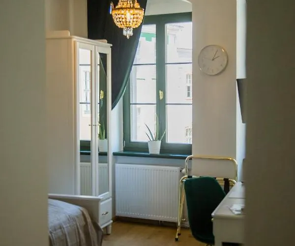 酒店 Apartone Altstadt-hotel 包岑